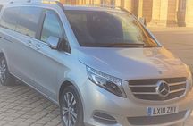 Private Arrival Transfer: Heathrow Airport to London with Stopover at Stonehenge