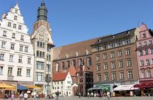 Wroclaw with licensed guide, 2 hours, professional and humorous!