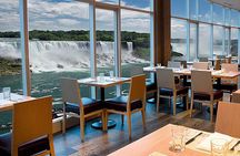 Tour of Niagara Falls with Cruise and Lunch from Toronto