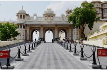 Udaipur Full Day City Tour with Boat Ride