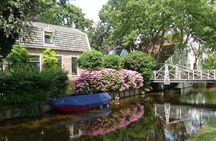 Private Tour Zaanse Schans Windmills and Volendam in Jaguar