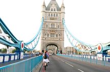 Highlights of Royal London Bike Tour with River Cruise Package