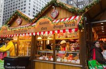 Chicago-Style Holiday Hike: Festive Food and Walking Tour