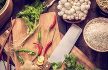 Market Tour and Taiwanese Cooking Class in Taipei