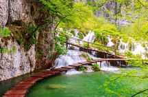 Guided transfer from Split to Zagreb with Plitvice Lakes stop