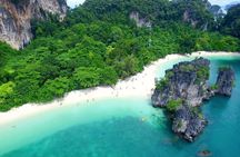 One-Day Tour at Hong Islands by Speedboat from Krabi