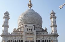 Agra Short Tour of Akbar Tomb, Gurudwara Guru Ka Tal and Dayalbagh