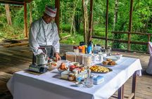 Siem Reap: Angkor Sunrise Tour by Bike with Breakfast & Lunch