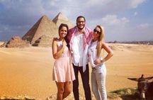 8-Hour Private Tour of the Pyramids,Museum and Bazaar including camel ride 