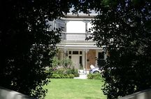 Adelaide Walking Tour: East End Escapade