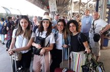 Budget Agra Day tour by train with lunch