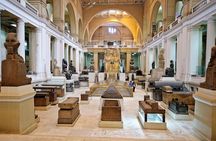Egypt Short Break Day Tour: Pyramids, Sphinx and Egyptian Museum From Cairo Airport