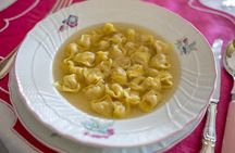 Private Tortellino Masterclass at a Cesarina's home with tasting in Bologna
