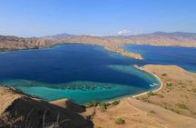 Private tour 4 days 3 nights Komodo on boat, waterfall and Rangko cave 