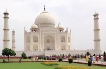 Private Same Day Agra Tour by Luxury Car