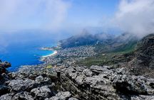 Tranquility Cracks Private Hike on Table Mountain's 12 Apostles