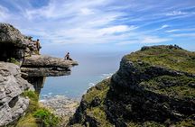 Tranquility Cracks Private Hike on Table Mountain's 12 Apostles