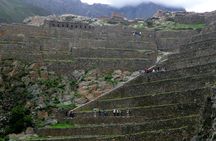 Sacred Valley, Machu Picchu 2-Day Tour with Hotel from Cusco