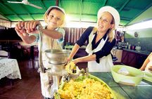 Half Day Nature Safari Float and Tortilla Making Tour from La Fortuna-Arenal