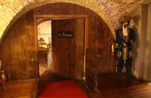 Charleston Ghost & Dungeon Night-Time Walking Tour with Entry to Provost Dungeon