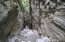 Ridomo Gorge hike to MANA spring