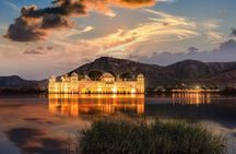 Jaipur Amer Palace, Jal Mahal & Stepwell Private Half-Day Tour