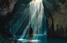 Bali Instagram Tour : Heaven Gate Tour - Tirta Gangga - Tukad Cepung Waterfalls 