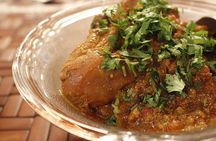 Private 3-Hour Cooking Lesson and Meal in a Local Home in Jaipur
