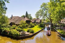 Giethoorn Day Trip from Amsterdam with Boat Trip