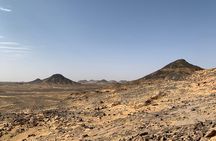 Black and White Desert Tour 2 Days 1 Night