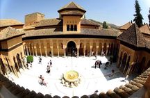 Alhambra, Nasrid Palaces, Generalife & Alcazaba Private Tour