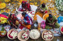 Explore Dhaka City in a Local Way !!