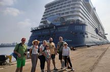 One hour Backwater Tour and tuk tuk tour in kochi with pickup 