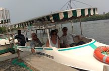 One hour Backwater Tour and tuk tuk tour in kochi with pickup 