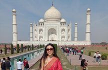 Approved Tour Guide Available In Agra.