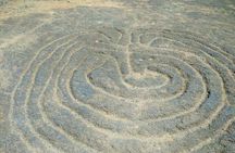 Private Goa tour of ancient rock art, laterite cave and bubble lake with lunch