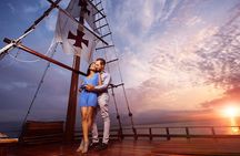 Romantic Experience Sunset Dinner Columbus in Cancun (2x1 price)