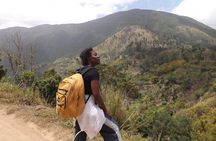 Scenic Blue Mountain Hike from Kingston