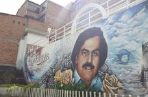 2-Day: Pablo Escobar, Comuna 13, Guatape Including Boat Ride and La Manuela