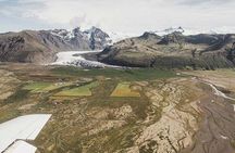 Scenic Airplane flight around Skaftafell National Park