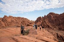 Valley of Fire Guided Hike from Las Vegas