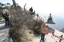 Xian Day Trip to Mt. Huashan with Round-trip Cable Car