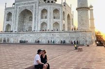 1Night & 2Days Agra & Jaipur Transportation with local guiding experience