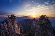 Mount Huangshan Highlights Group Tour -No Shopping