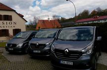 Private one way Sightseeing transfer from Cesky Krumlov to Prague