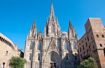 Barcelona Highlights Guided Tour with Monjuic Cable Car 