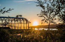 Midnight sun photography tour