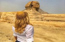 8 Hours Guided Tour to Giza Pyramids, Egyptian Museum with Cairo Tower