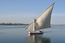 1-Hour Private Felucca Cruise on the Nile River with traditional food 