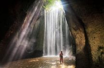 Bali Tour : Tegenungan - Tukad Cepung - Kanto Lampo - Tibumana Waterfall